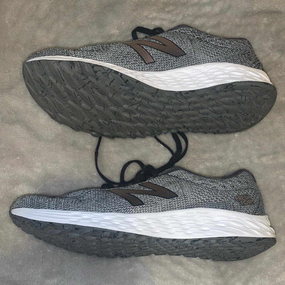 New Balance Sneakers - Picture 3 of 4